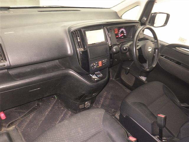 NISSAN SERENA 2008
