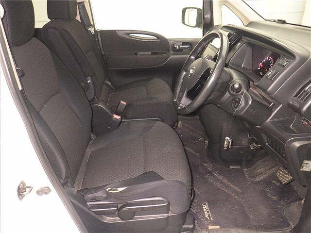 NISSAN SERENA 2008