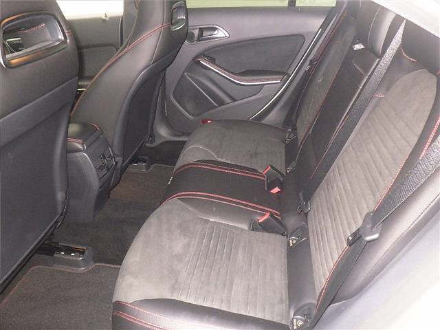 MERCEDES BENZ CLA CLASS 2015