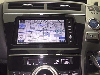 TOYOTA PRIUS ALPHA 2016