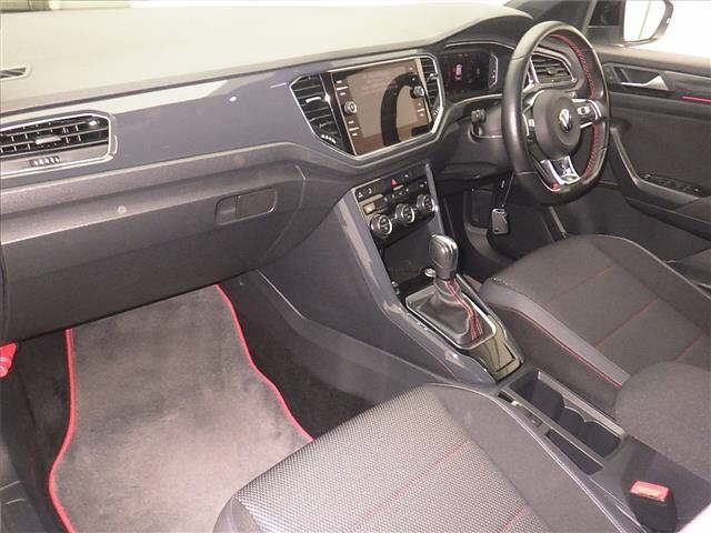 VOLKSWAGEN T-ROC 2021