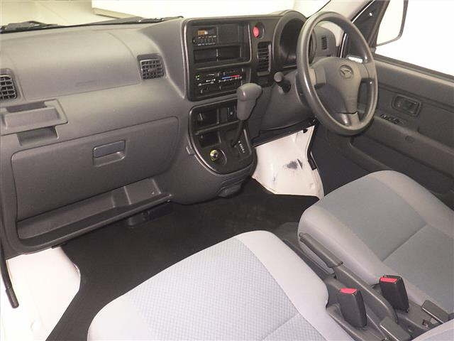 DAIHATSU HIJET VAN 2015