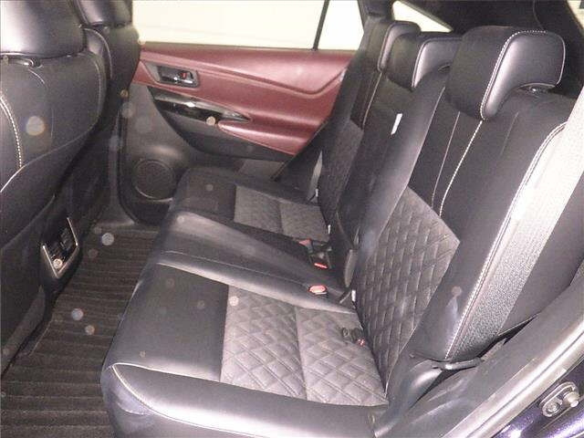 TOYOTA HARRIER 2017