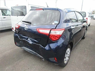 TOYOTA VITZ 2018