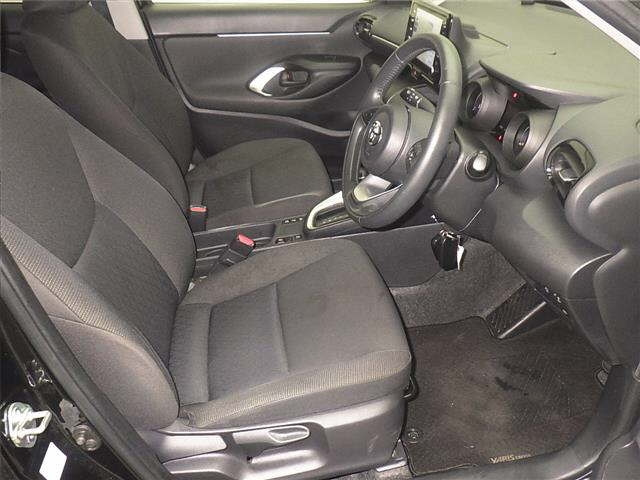 TOYOTA YARIS CROSS 2020