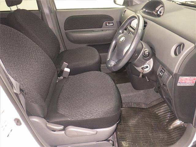 TOYOTA SIENTA 2012