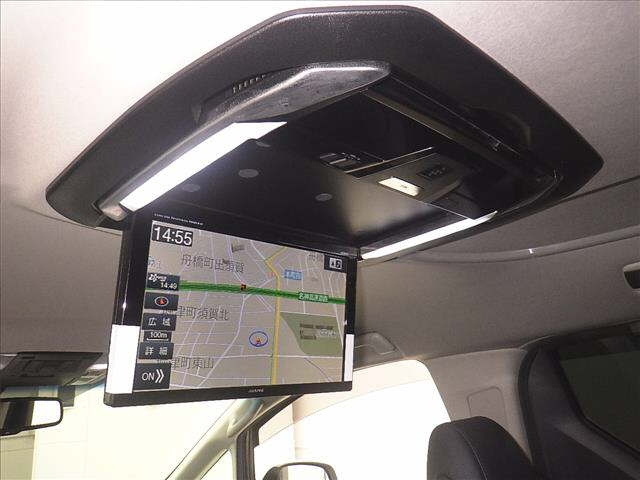 TOYOTA VELLFIRE 2016