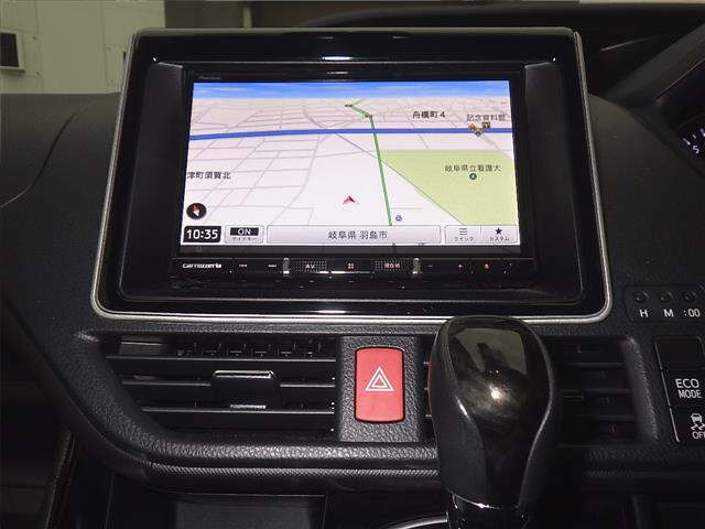 TOYOTA NOAH 2021
