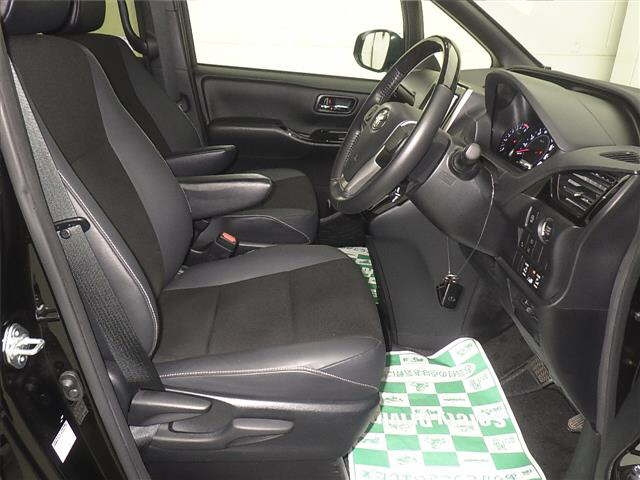 TOYOTA NOAH 2021