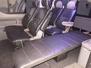 TOYOTA HIACE 2010
