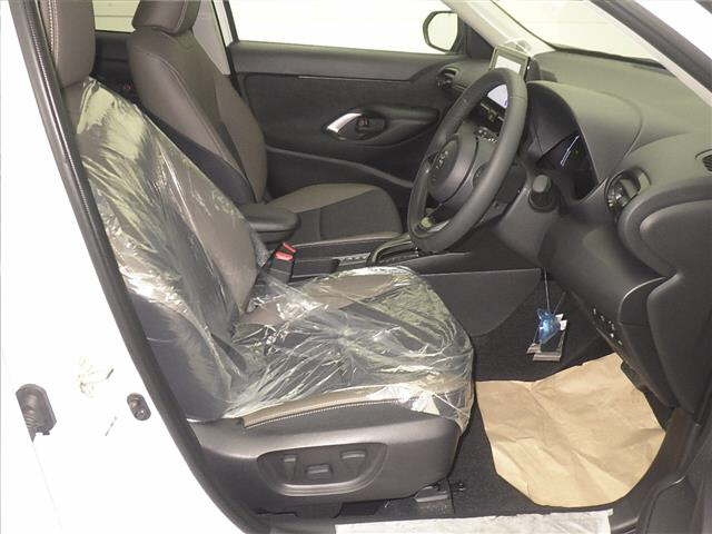 TOYOTA YARIS CROSS 2025