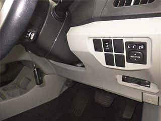 TOYOTA PRIUS 2013
