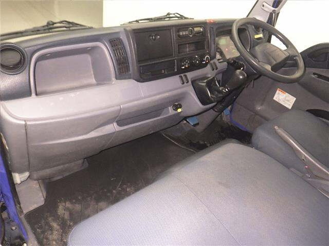 MITSUBISHI CANTER 2015