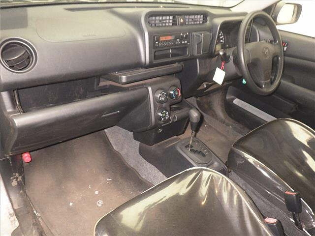 TOYOTA SUCCEED 2019