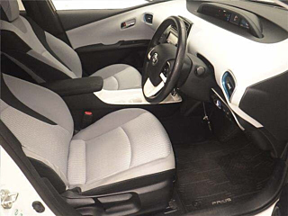 TOYOTA PRIUS 2016