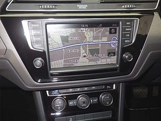 VOLKSWAGEN GOLF TOURAN 2017