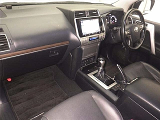 TOYOTA LAND CRUISER PRADO 2018