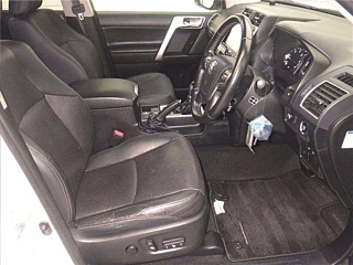 TOYOTA LAND CRUISER PRADO 2018