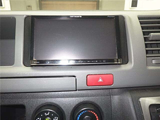 TOYOTA HIACE 2013