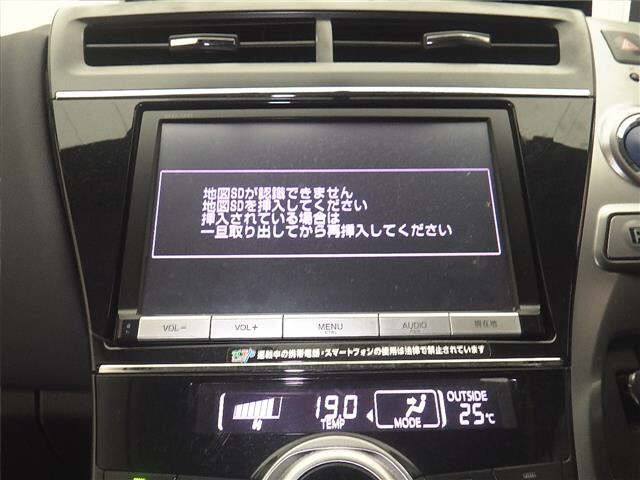 TOYOTA PRIUS ALPHA 2016