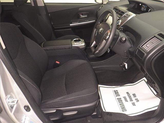 TOYOTA PRIUS ALPHA 2020
