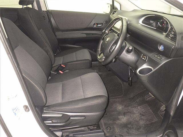 TOYOTA SIENTA 2022