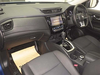 NISSAN X-TRAIL 2018