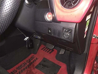 TOYOTA AURIS 2015