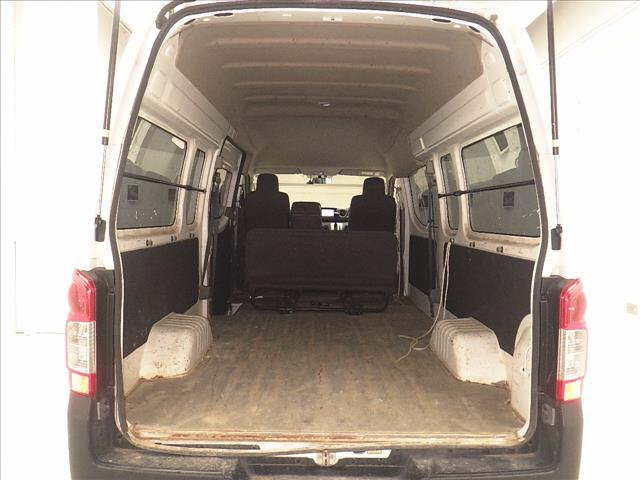 NISSAN CARAVAN VAN 2020