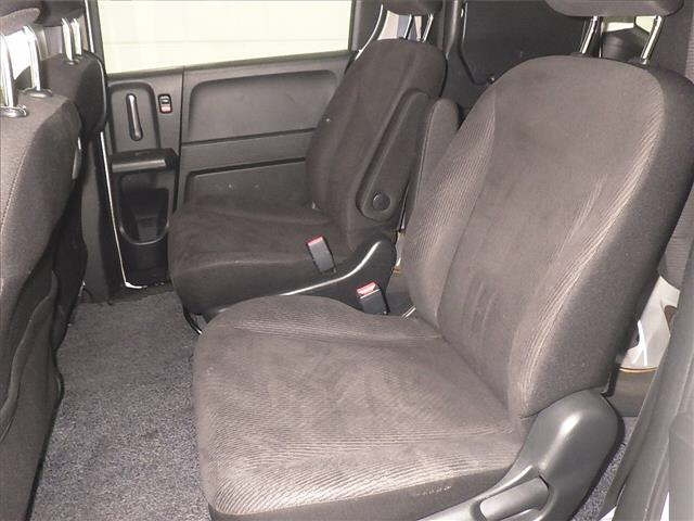 HONDA FREED 2011