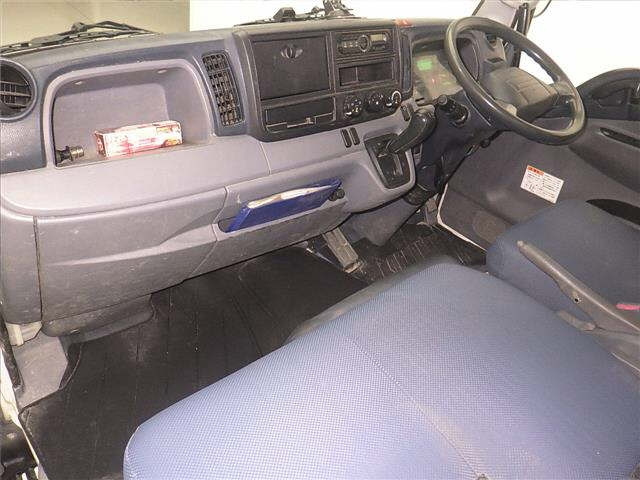 MITSUBISHI CANTER 2015