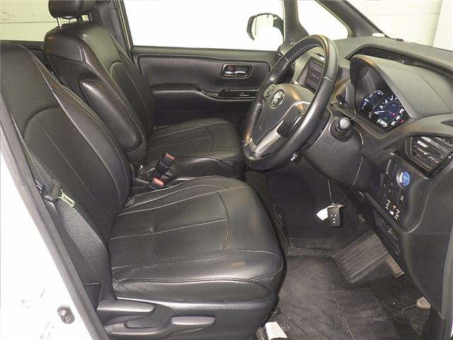 TOYOTA NOAH 2020