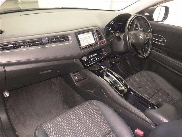 HONDA VEZEL 2015