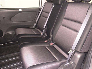 NISSAN SERENA 2018