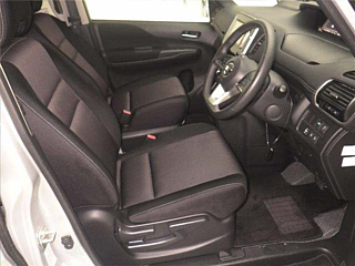 NISSAN SERENA 2018