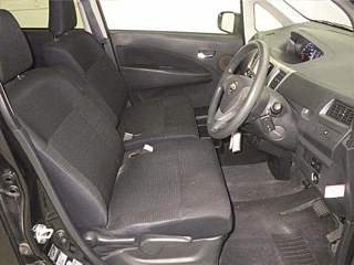 DAIHATSU MOVE 2012