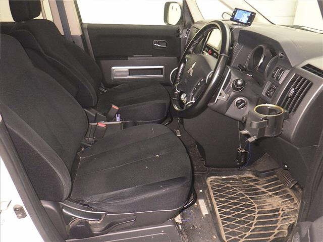 MITSUBISHI DELICA D5 2018