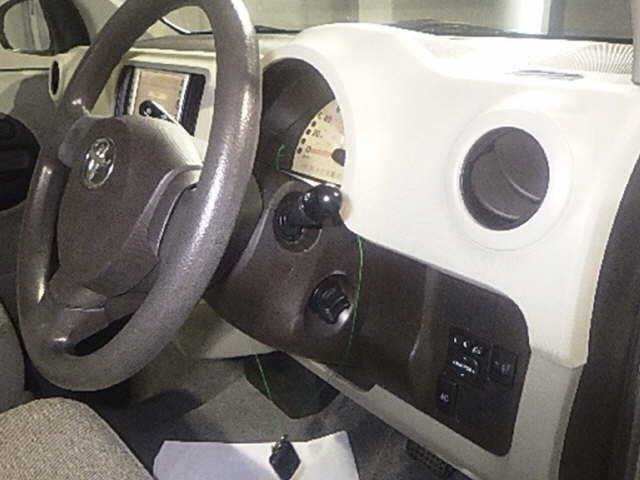 TOYOTA PASSO 2010