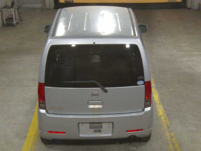 NISSAN OTTI 2010