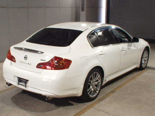 NISSAN SKYLINE 2011