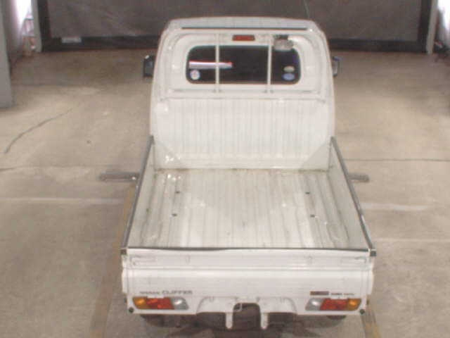 NISSAN CLIPPER TRUCK 2011