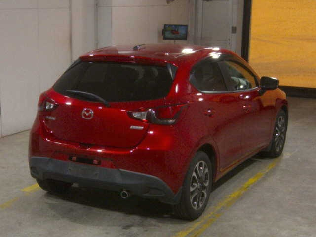 MAZDA DEMIO 2015