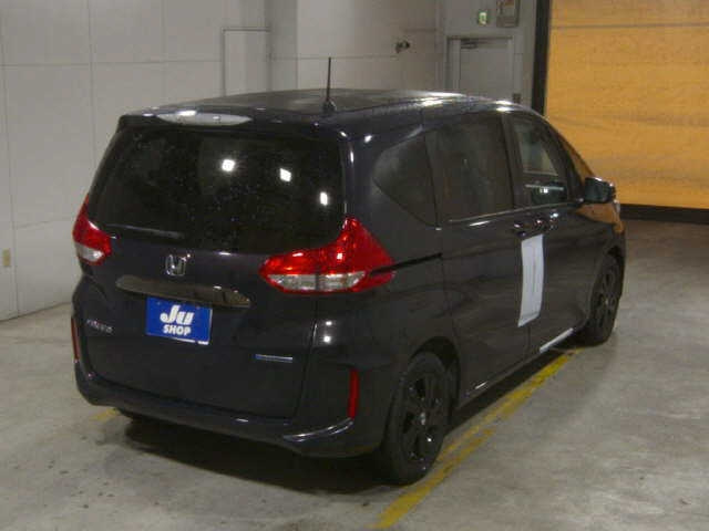 HONDA FREED 2023