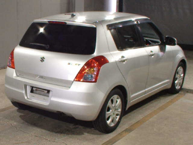 SUZUKI SWIFT 2010
