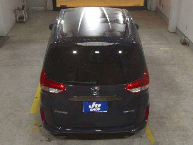 HONDA FREED 2023