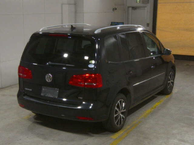 VOLKSWAGEN GOLF TOURAN 2013