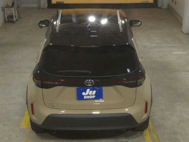 TOYOTA YARIS CROSS 2023