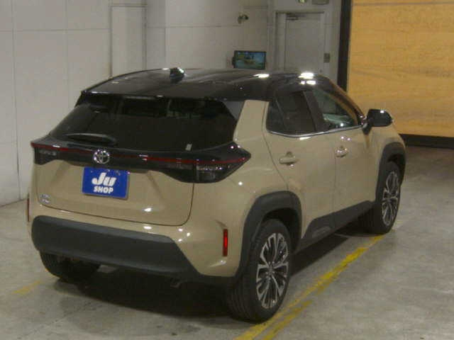 TOYOTA YARIS CROSS 2023