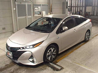 TOYOTA PRIUS PHV 2021