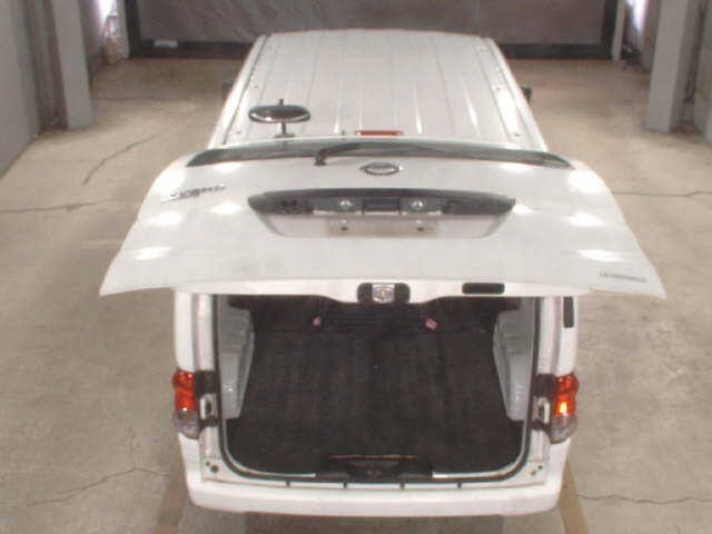 NISSAN NV200 2016